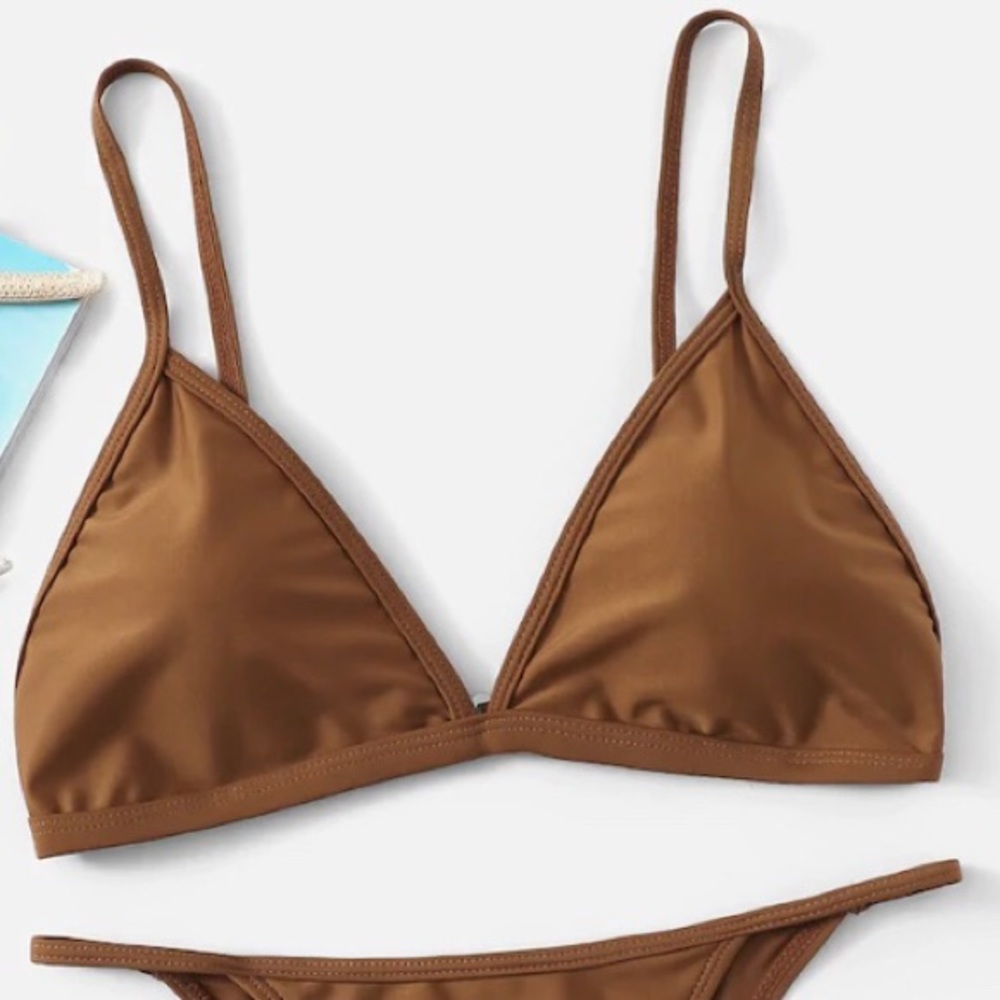 Brown bikini (top and bottom set)